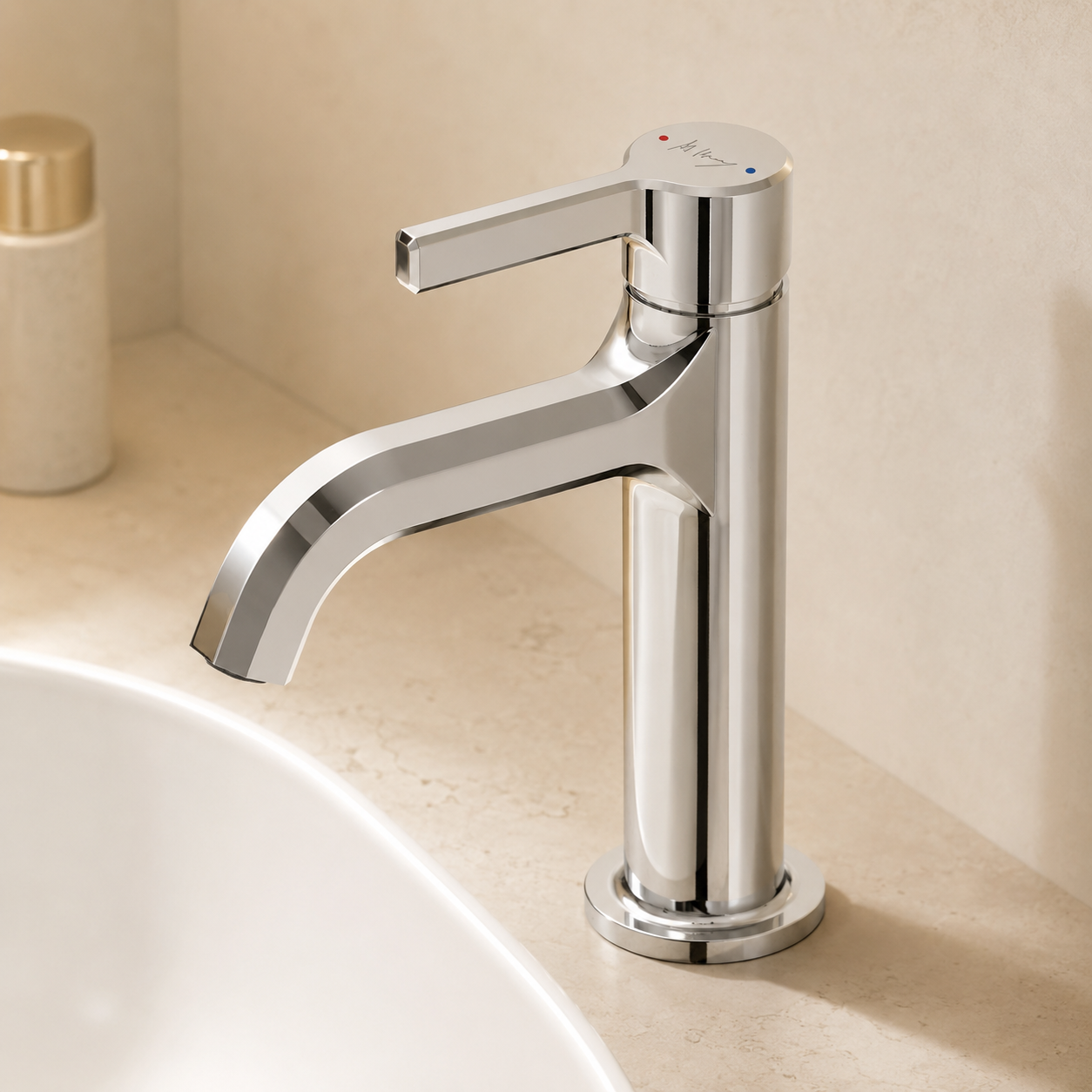 Simple Straight Handle Cylindrical Basin Faucet